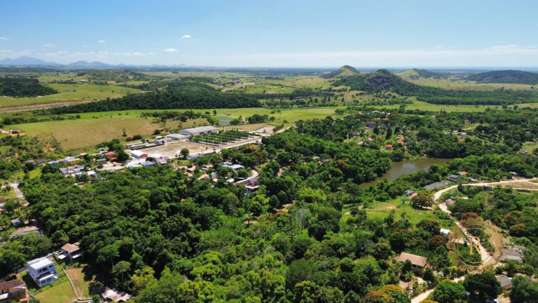 Imagem Chácara com 10 Quartos à Venda, 15.000 m² em Lagoa Dourada - Guarapari Imagem Chácara com 10 Quartos à Venda, 15.000 m² em Lagoa Dourada - Guarapari