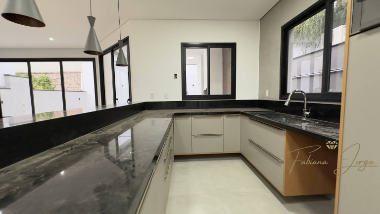 Imagem Casa com 3 Quartos à Venda, 327 m² em Roncáglia - Valinhos