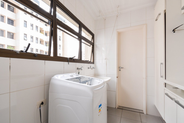 Imagem Apartamento com 3 Quartos à Venda, 127 m² em Moema - São Paulo Imagem Apartamento com 3 Quartos à Venda, 127 m² em Moema - São Paulo