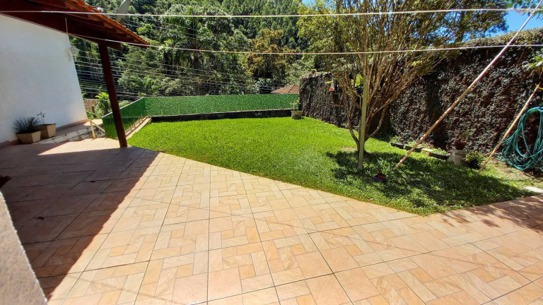 Imagem Casa com 3 Quartos à Venda, em Lagoinha - Nova Friburgo Imagem Casa com 3 Quartos à Venda, em Lagoinha - Nova Friburgo