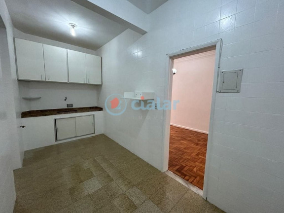 Imagem Apartamento com 2 Quartos à Venda, 72 m² em Catete - Rio De Janeiro Imagem Apartamento com 2 Quartos à Venda, 72 m² em Catete - Rio De Janeiro