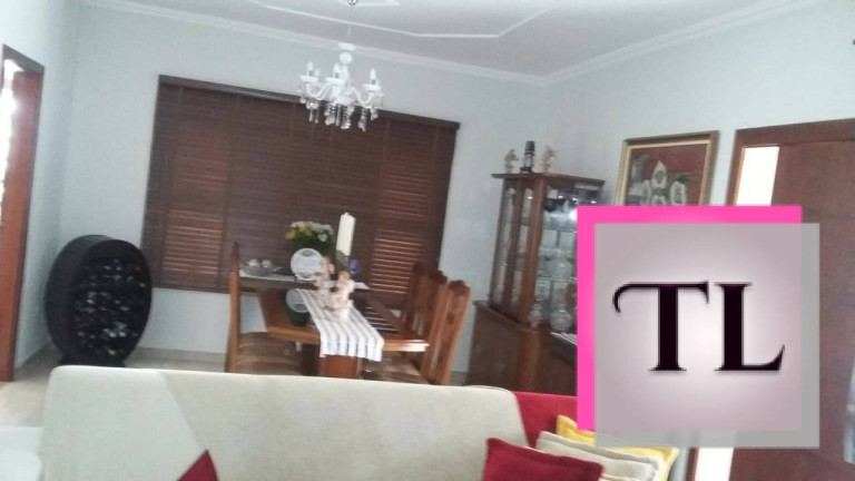Imagem Casa com 3 Quartos à Venda, 276 m² em Jardim Carolina - Poços De Caldas Imagem Casa com 3 Quartos à Venda, 276 m² em Jardim Carolina - Poços De Caldas