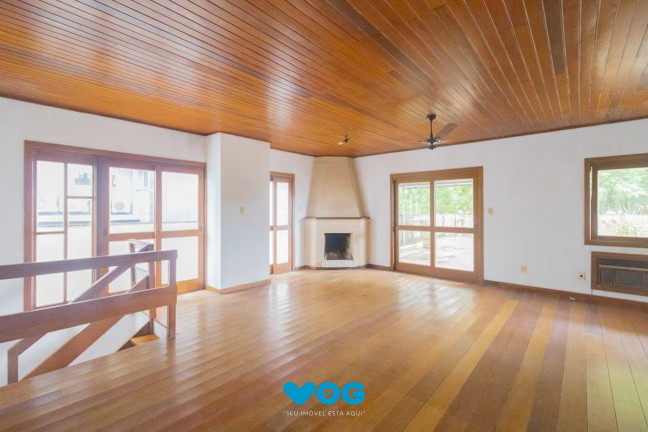 Imagem Imóvel com 3 Quartos à Venda, 225 m² em Petrópolis - Porto Alegre Imagem Imóvel com 3 Quartos à Venda, 225 m² em Petrópolis - Porto Alegre
