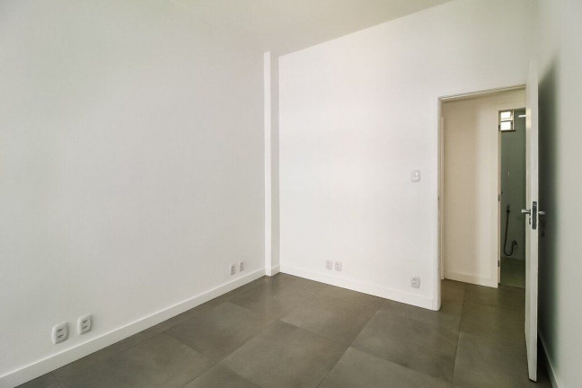 Imagem Imóvel com 2 Quartos à Venda, em Copacabana - Rio De Janeiro Imagem Imóvel com 2 Quartos à Venda, em Copacabana - Rio De Janeiro