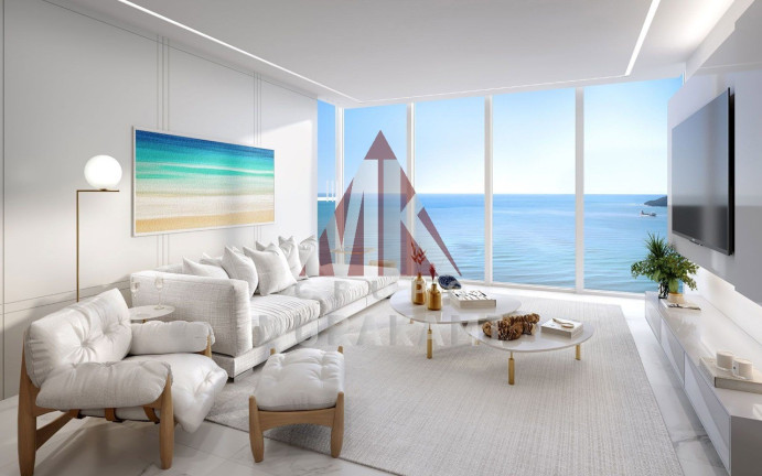 Imagem Imóvel com 4 Quartos à Venda, 146 m² em Centro - Balneário Camboriú Imagem Imóvel com 4 Quartos à Venda, 146 m² em Centro - Balneário Camboriú