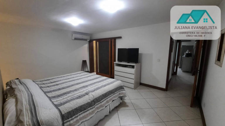 Imagem Casa com 4 Quartos à Venda, 750 m² em Park Imperial - Caraguatatuba