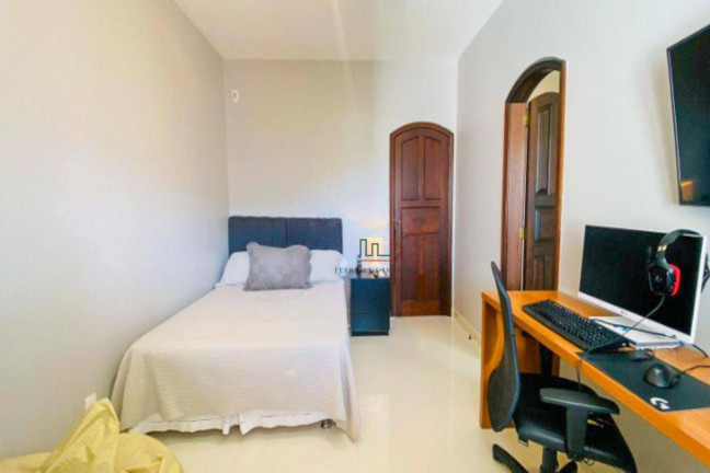 Imagem Casa com 5 Quartos à Venda, 1.200 m² em Piratininga - Niterói Imagem Casa com 5 Quartos à Venda, 1.200 m² em Piratininga - Niterói