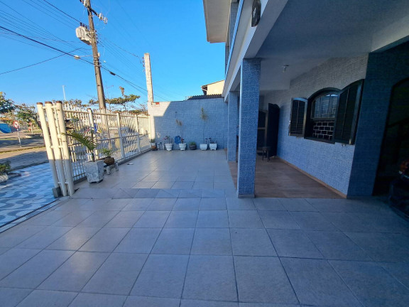 Imagem Sobrado com 5 Quartos à Venda, 330 m² em Balneário Santa Terezinha - Pontal Do Paraná