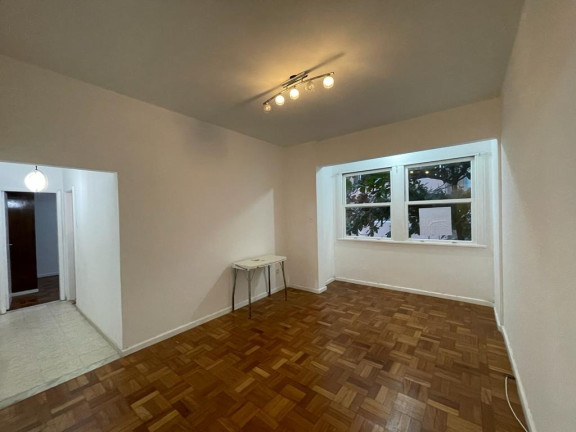 Imagem Apartamento com 3 Quartos à Venda, em Copacabana - Rio De Janeiro Imagem Apartamento com 3 Quartos à Venda, em Copacabana - Rio De Janeiro