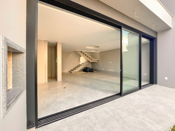 Imagem Casa com 3 Quartos à Venda, 220 m² em Deltaville - Biguaçu