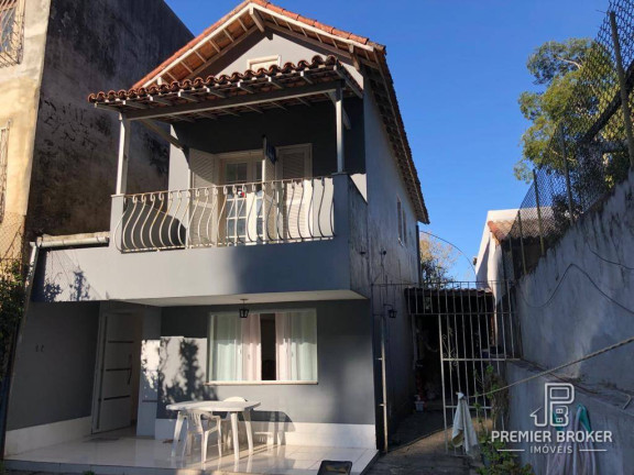 Imagem Casa com 3 Quartos à Venda, 117 m² em Granja Guarani - Teresópolis Imagem Casa com 3 Quartos à Venda, 117 m² em Granja Guarani - Teresópolis