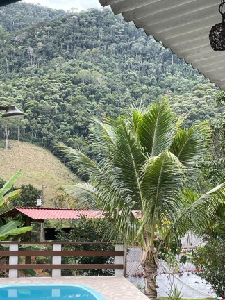 Imagem Imóvel com 3 Quartos à Venda, 135.000 m²