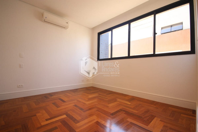Foto do imóvel Imóvel com 3 Quartos à Venda, 314 m² em Moema - São Paulo