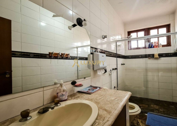 Imagem Imóvel com 4 Quartos à Venda, 528 m² em Belvedere - Belo Horizonte Imagem Imóvel com 4 Quartos à Venda, 528 m² em Belvedere - Belo Horizonte