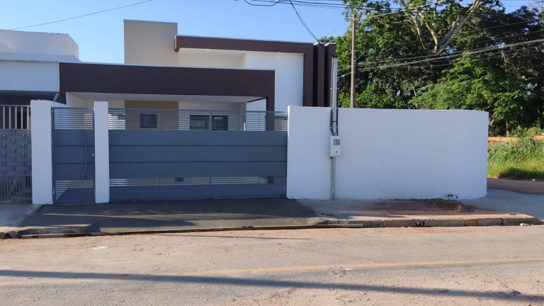 Imagem Casa com 3 Quartos à Venda, 127 m² em Jardim Universitário - Cuiabá Imagem Casa com 3 Quartos à Venda, 127 m² em Jardim Universitário - Cuiabá