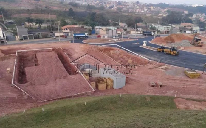 Imagem Imóvel à Venda, 322 m² em Arujá - Arujá Imagem Imóvel à Venda, 322 m² em Arujá - Arujá