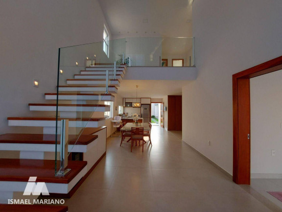 Casa com 4 Quartos à Venda, 198 m² em Interlagos - Vila Velha