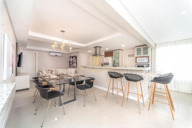 Imagem Apartamento com 3 Quartos à Venda, 106 m² em Centro - Balneário Camboriú