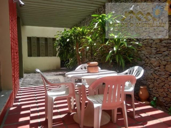 Imagem Casa com 4 Quartos à Venda, 585 m² em Fátima - Fortaleza