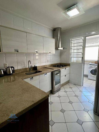 Imagem Apartamento com 4 Quartos à Venda, 151 m² em Centro - Florianópolis Imagem Apartamento com 4 Quartos à Venda, 151 m² em Centro - Florianópolis