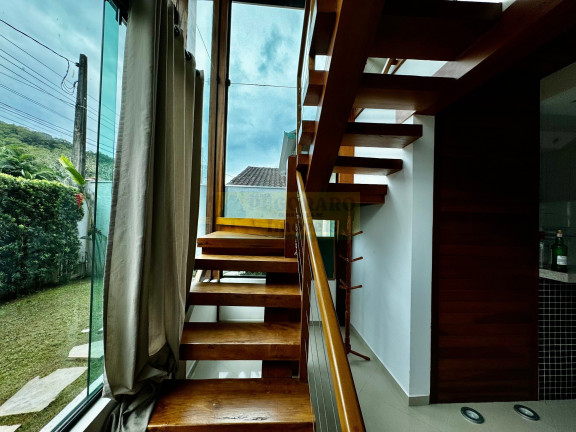 Imagem Sobrado com 3 Quartos à Venda, 202 m² em Jardim Terralão - Caraguatatuba Imagem Sobrado com 3 Quartos à Venda, 202 m² em Jardim Terralão - Caraguatatuba