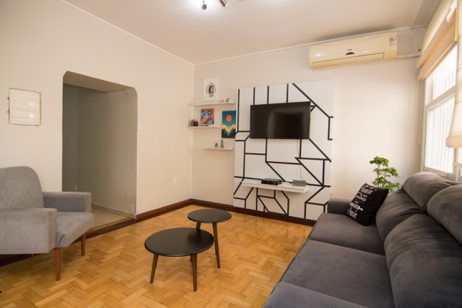 Imagem Apartamento com 3 Quartos à Venda, 111 m² em Petrópolis - Porto Alegre Imagem Apartamento com 3 Quartos à Venda, 111 m² em Petrópolis - Porto Alegre
