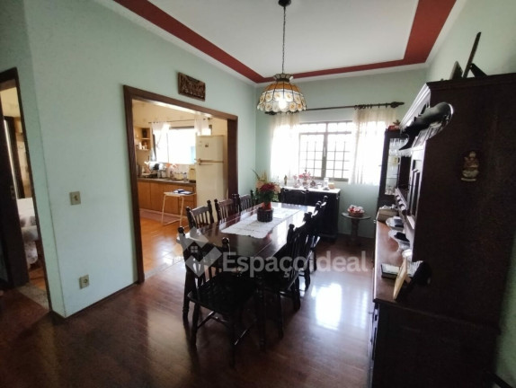 Imagem Casa com 3 Quartos à Venda, 209 m² em Vila Nova Irerê - Lençóis Paulista Imagem Casa com 3 Quartos à Venda, 209 m² em Vila Nova Irerê - Lençóis Paulista
