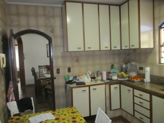 Imagem Sobrado com 4 Quartos à Venda, 220 m² em Marapé - Santos