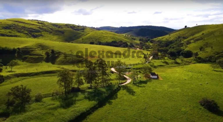Imagem Fazenda à Venda, 1.067 m² em Santa Branca