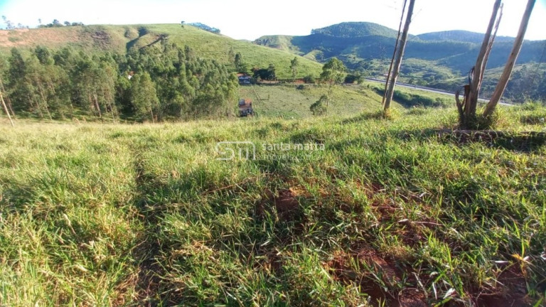 Imagem Imóvel com 2 Quartos à Venda, 266.000 m² em Branco - Lavrinhas Imagem Imóvel com 2 Quartos à Venda, 266.000 m² em Branco - Lavrinhas