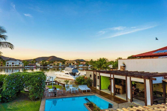 Imagem Casa com 9 Quartos à Venda, 1 m² em Passagem - Cabo Frio Imagem Casa com 9 Quartos à Venda, 1 m² em Passagem - Cabo Frio