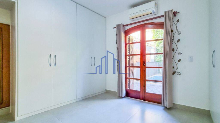 Imagem Casa com 3 Quartos à Venda, 250 m² em Alphaville - Santana De Parnaíba Imagem Casa com 3 Quartos à Venda, 250 m² em Alphaville - Santana De Parnaíba