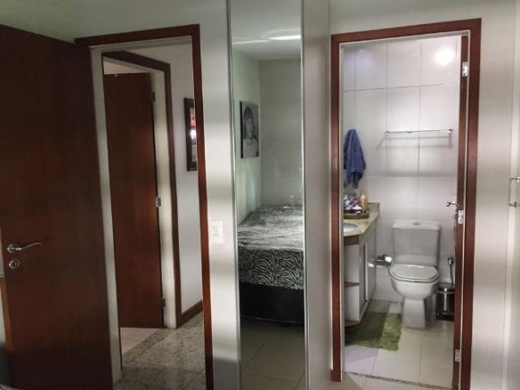 Imagem Imóvel com 3 Quartos à Venda, 118 m² em Icaraí - Niterói Imagem Imóvel com 3 Quartos à Venda, 118 m² em Icaraí - Niterói
