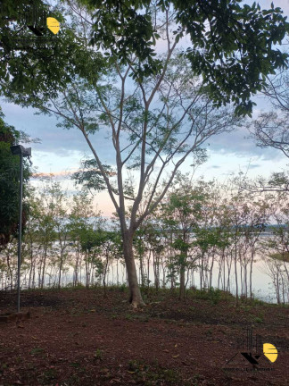 Imagem Chácara com 1 Quarto à Venda, 3.000 m² em Uberlândia Imagem Chácara com 1 Quarto à Venda, 3.000 m² em Uberlândia