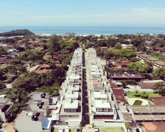 Imagem Sobrado à Venda, em Camburi - São Sebastião Imagem Sobrado à Venda, em Camburi - São Sebastião