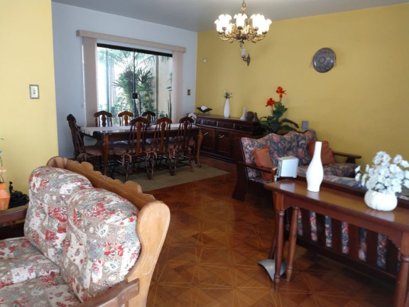 Casa com 3 Quartos à Venda, 335 m² em Saúde - São Paulo