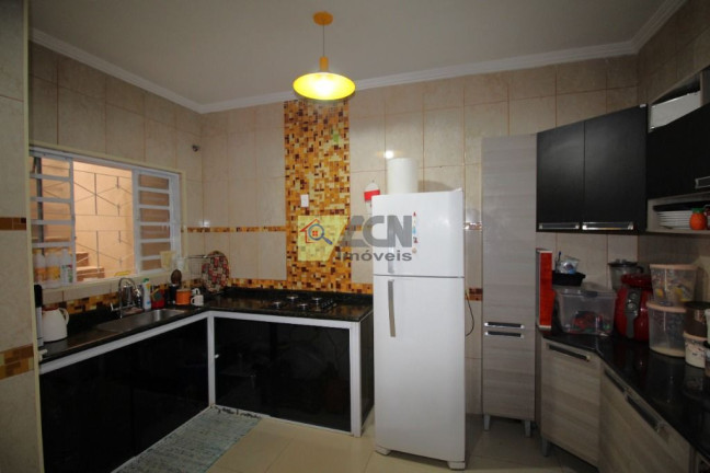 Imagem Sobrado com 4 Quartos à Venda, 210 m² em Parque Franceschini - Sumaré