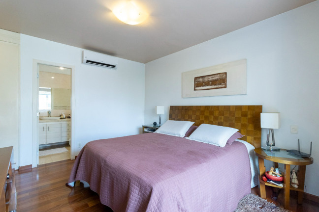 Imagem Apartamento com 3 Quartos à Venda, 195 m² em Moema - São Paulo