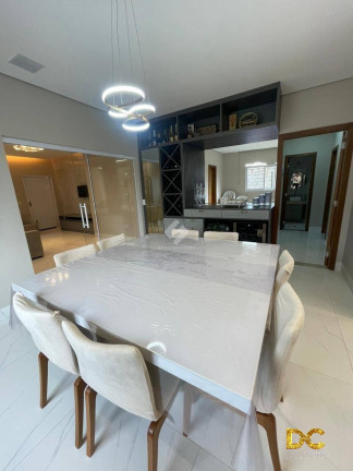 Imagem Casa de Condomínio com 3 Quartos à Venda, 176 m² em Condomínio Belvedere Ii - Cuiabá Imagem Casa de Condomínio com 3 Quartos à Venda, 176 m² em Condomínio Belvedere Ii - Cuiabá