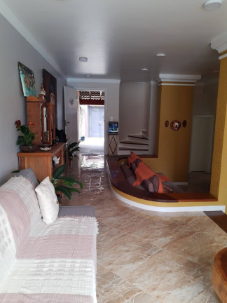 Imagem Casa com 2 Quartos à Venda, 3.900 m² em Vila Gardenia - Atibaia