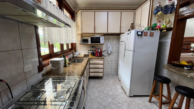 Imagem Casa de Condomínio com 4 Quartos à Venda, 310 m² em Horto Florestal - Ubatuba