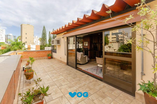 Imagem Imóvel com 3 Quartos à Venda, 199 m² em Petrópolis - Porto Alegre