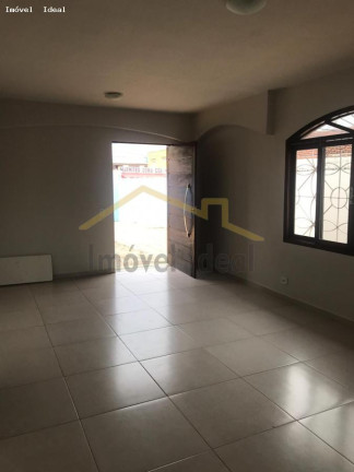 Imagem Casa com 3 Quartos à Venda, 480 m² em Vila Amélia - Pinhais Imagem Casa com 3 Quartos à Venda, 480 m² em Vila Amélia - Pinhais
