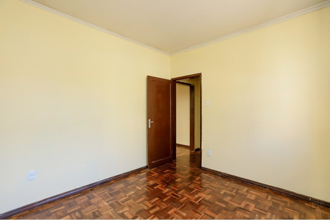 Imagem Imóvel com 1 Quarto à Venda, em Santo Antonio - Porto Alegre Imagem Imóvel com 1 Quarto à Venda, em Santo Antonio - Porto Alegre