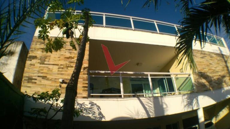 Imagem Casa com 4 Quartos à Venda, 235 m² em Cidade Dos Funcionários - Fortaleza Imagem Casa com 4 Quartos à Venda, 235 m² em Cidade Dos Funcionários - Fortaleza