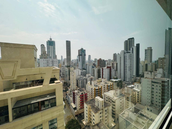 Imagem Apartamento com 4 Quartos para Alugar, 140 m² em Centro - Balneário Camboriú