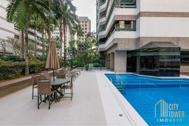 Imagem Apartamento com 3 Quartos à Venda, 147 m² em Vila Uberabinha - São Paulo