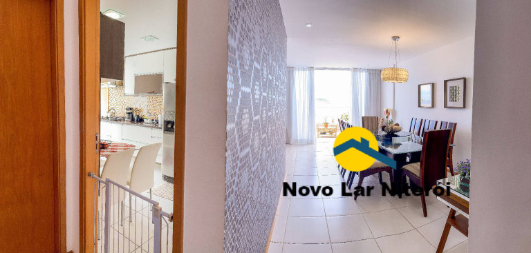 Cobertura com 3 Quartos à Venda, 300 m² em Piratininga - Niterói