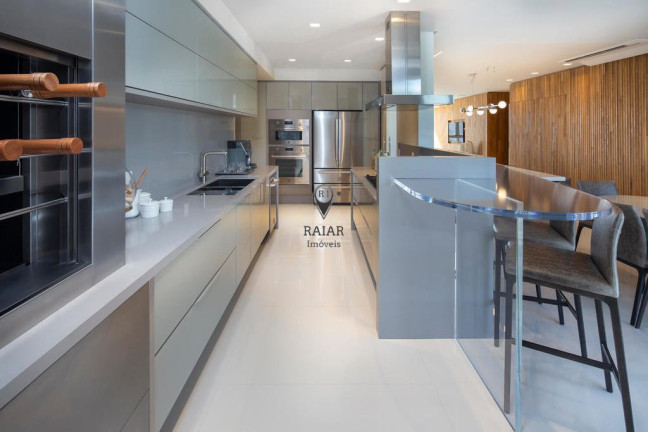Imagem Apartamento com 4 Quartos à Venda,  em Centro - Balneário Camboriú