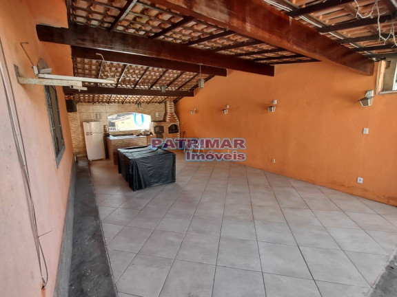 Imagem Casa com 4 Quartos à Venda, 380 m² em Itaipuaçu - Maricá Imagem Casa com 4 Quartos à Venda, 380 m² em Itaipuaçu - Maricá